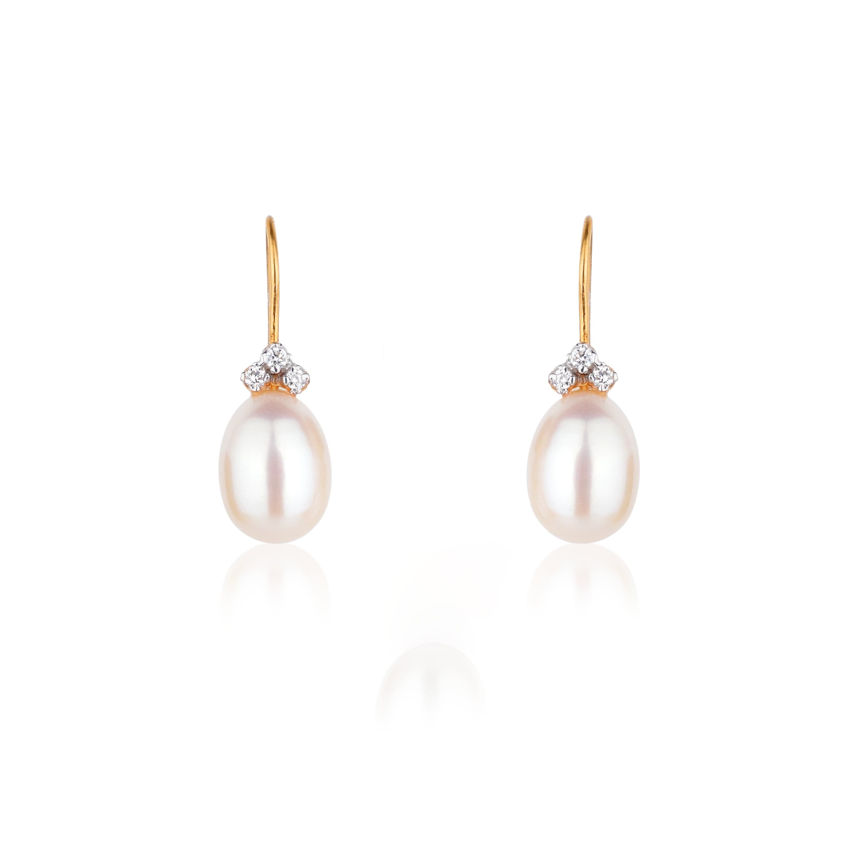 Amara Freshwater Pearl Earring